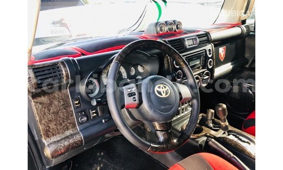 Buy Import Toyota FJ Cruiser Black Car in Import - Dubai in Uganda Buy Import Toyota FJ Cruiser Black Car in Import - Dubai in Uganda