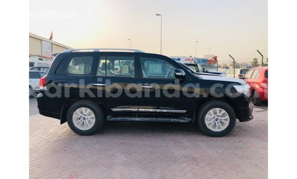 Buy Import Toyota Land Cruiser Black Car in Import - Dubai in Uganda Buy Import Toyota Land Cruiser Black Car in Import - Dubai in Uganda