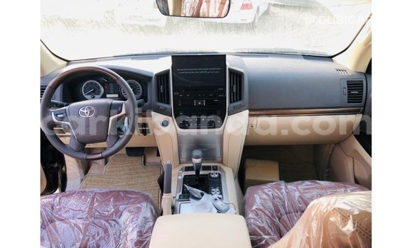 Buy Import Toyota Land Cruiser Black Car in Import - Dubai in Uganda Buy Import Toyota Land Cruiser Black Car in Import - Dubai in Uganda
