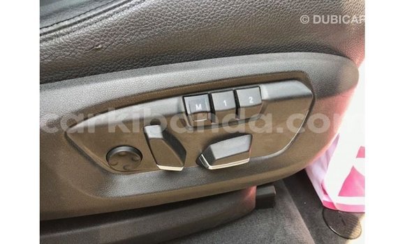 Nunua Imported BMW X5 Nyeupe Gari ndani ya Import - Dubai nchini Uganda Nunua Imported BMW X5 Nyeupe Gari ndani ya Import - Dubai nchini Uganda