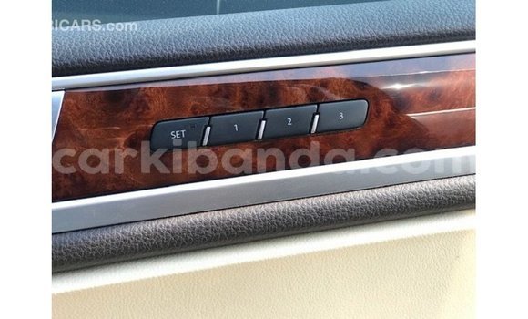 Buy Import Volkswagen Touareg Brown Car in Import - Dubai in Uganda Buy Import Volkswagen Touareg Brown Car in Import - Dubai in Uganda