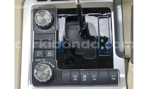 Nunua Imported Toyota Land Cruiser Nyekundu Gari ndani ya Import - Dubai nchini Uganda Nunua Imported Toyota Land Cruiser Nyekundu Gari ndani ya Import - Dubai nchini Uganda