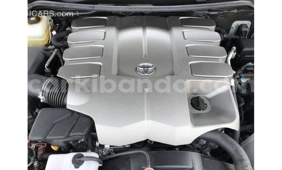 Nunua Imported Toyota Land Cruiser Nyekundu Gari ndani ya Import - Dubai nchini Uganda Nunua Imported Toyota Land Cruiser Nyekundu Gari ndani ya Import - Dubai nchini Uganda