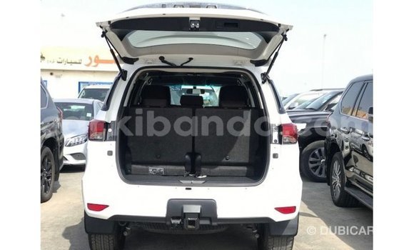 Gura Imported Toyota Fortuner White Imodoka i Import - Dubai mu Uganda Gura Imported Toyota Fortuner White Imodoka i Import - Dubai mu Uganda