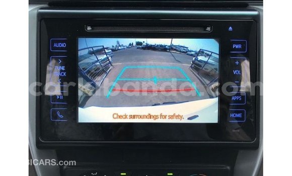 Gura Imported Toyota Fortuner White Imodoka i Import - Dubai mu Uganda Gura Imported Toyota Fortuner White Imodoka i Import - Dubai mu Uganda