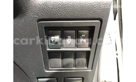 Gura Imported Toyota Fortuner White Imodoka i Import - Dubai mu Uganda Gura Imported Toyota Fortuner White Imodoka i Import - Dubai mu Uganda