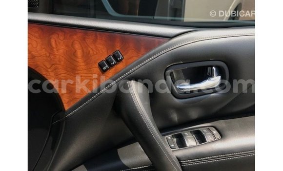 Acheter Import Voiture Infiniti Q Blanc à Import - Dubai, Ouganda Acheter Import Voiture Infiniti Q Blanc à Import - Dubai, Ouganda