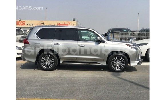 Acheter Import Voiture Lexus LX Autre à Import - Dubai, Ouganda Acheter Import Voiture Lexus LX Autre à Import - Dubai, Ouganda
