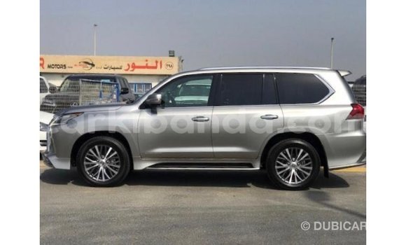 Acheter Import Voiture Lexus LX Autre à Import - Dubai, Ouganda Acheter Import Voiture Lexus LX Autre à Import - Dubai, Ouganda