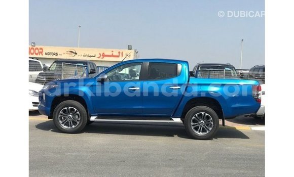 Gura Imported Mitsubishi i Blue Imodoka i Import - Dubai mu Uganda Gura Imported Mitsubishi i Blue Imodoka i Import - Dubai mu Uganda