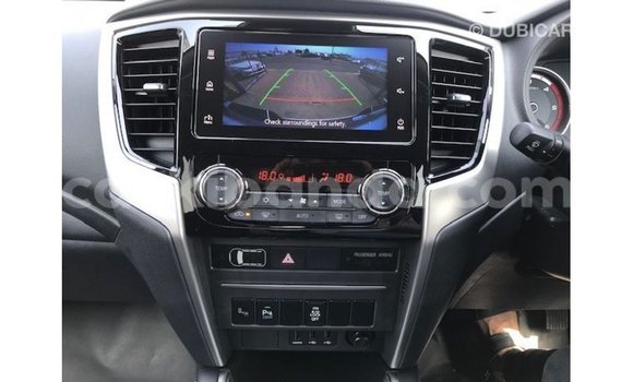 Gura Imported Mitsubishi i Blue Imodoka i Import - Dubai mu Uganda Gura Imported Mitsubishi i Blue Imodoka i Import - Dubai mu Uganda