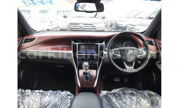 Nunua Imported Toyota Harrier Nyeusi Gari ndani ya Import - Dubai nchini Uganda Nunua Imported Toyota Harrier Nyeusi Gari ndani ya Import - Dubai nchini Uganda