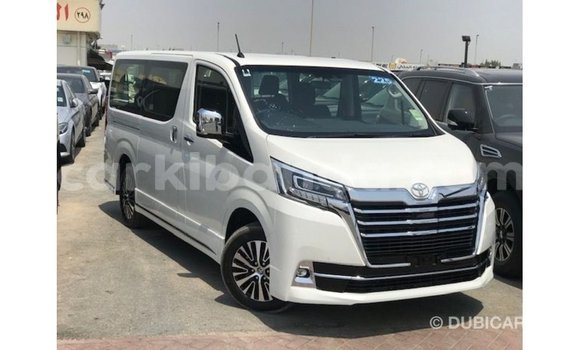 Buy Import Toyota Granvia White Car in Import - Dubai in Uganda Buy Import Toyota Granvia White Car in Import - Dubai in Uganda