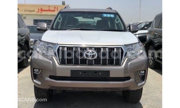Nunua Imported Toyota Prado Brown Gari ndani ya Import - Dubai nchini Uganda Nunua Imported Toyota Prado Brown Gari ndani ya Import - Dubai nchini Uganda