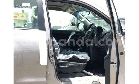 Nunua Imported Toyota Prado Brown Gari ndani ya Import - Dubai nchini Uganda Nunua Imported Toyota Prado Brown Gari ndani ya Import - Dubai nchini Uganda