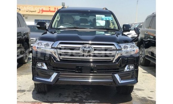 Gura Imported Toyota Land Cruiser Black Imodoka i Import - Dubai mu Uganda Gura Imported Toyota Land Cruiser Black Imodoka i Import - Dubai mu Uganda