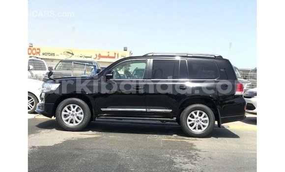 Gura Imported Toyota Land Cruiser Black Imodoka i Import - Dubai mu Uganda Gura Imported Toyota Land Cruiser Black Imodoka i Import - Dubai mu Uganda