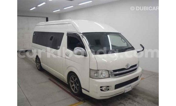 Acheter Import Voiture Toyota Hiace Blanc à Import - Dubai, Ouganda Acheter Import Voiture Toyota Hiace Blanc à Import - Dubai, Ouganda
