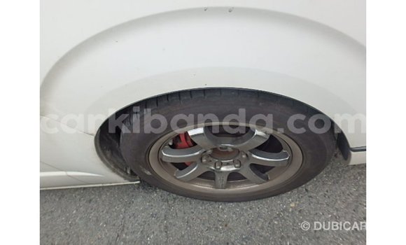 Acheter Import Voiture Toyota Hiace Blanc à Import - Dubai, Ouganda Acheter Import Voiture Toyota Hiace Blanc à Import - Dubai, Ouganda
