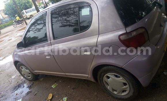 Nunua Ilio tumika Toyota Vitz Nyingine Gari ndani ya Kampala nchini Uganda Nunua Ilio tumika Toyota Vitz Nyingine Gari ndani ya Kampala nchini Uganda