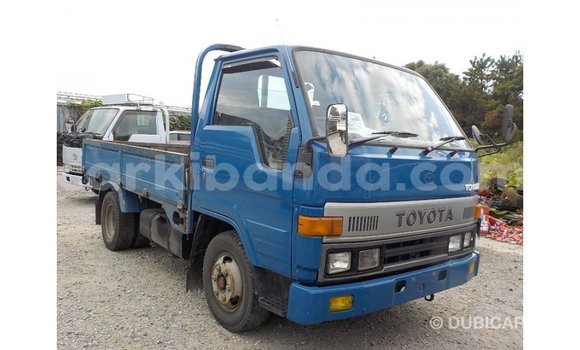 Acheter Import Voiture Toyota Dyna Bleu à Import - Dubai, Ouganda Acheter Import Voiture Toyota Dyna Bleu à Import - Dubai, Ouganda