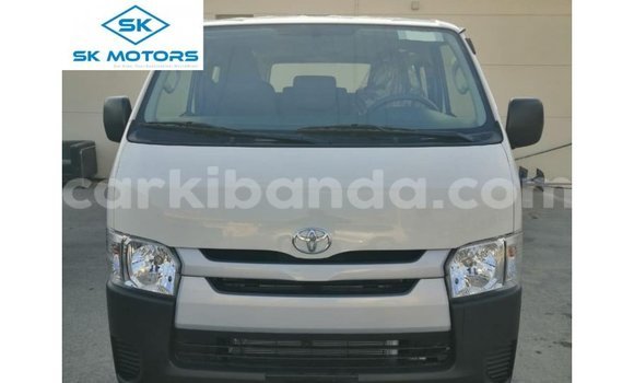 Acheter Import Voiture Toyota Hiace Blanc à Import - Dubai, Ouganda
