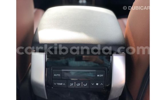 Acheter Import Voiture Toyota Prado Noir à Import - Dubai, Ouganda Acheter Import Voiture Toyota Prado Noir à Import - Dubai, Ouganda