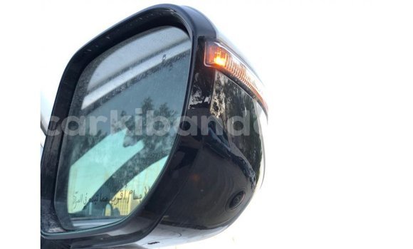 Buy Import Kia Carens White Car in Import - Dubai in Uganda Buy Import Kia Carens White Car in Import - Dubai in Uganda