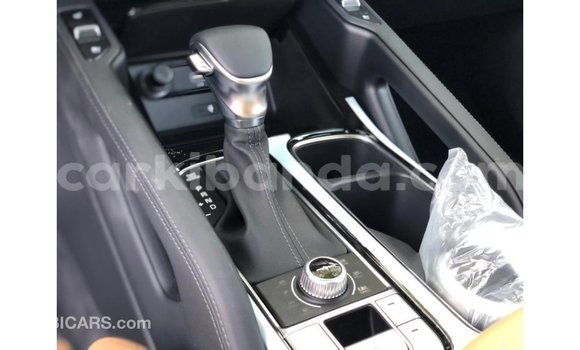 Buy Import Kia Carens White Car in Import - Dubai in Uganda Buy Import Kia Carens White Car in Import - Dubai in Uganda