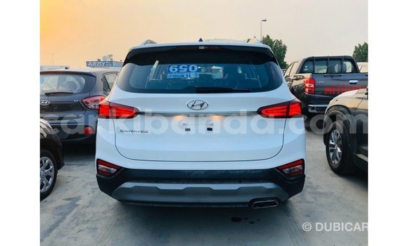 Buy Import Hyundai Santa Fe White Car in Import - Dubai in Uganda Buy Import Hyundai Santa Fe White Car in Import - Dubai in Uganda