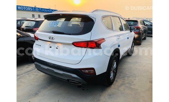 Buy Import Hyundai Santa Fe White Car in Import - Dubai in Uganda Buy Import Hyundai Santa Fe White Car in Import - Dubai in Uganda