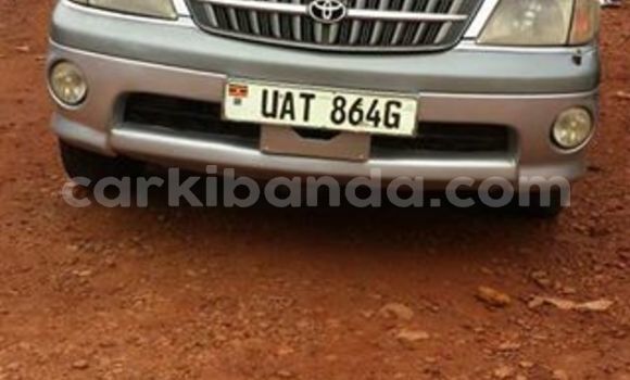 Acheter Occasion Voiture Toyota Nadia Gris à Kampala, Ouganda Acheter Occasion Voiture Toyota Nadia Gris à Kampala, Ouganda