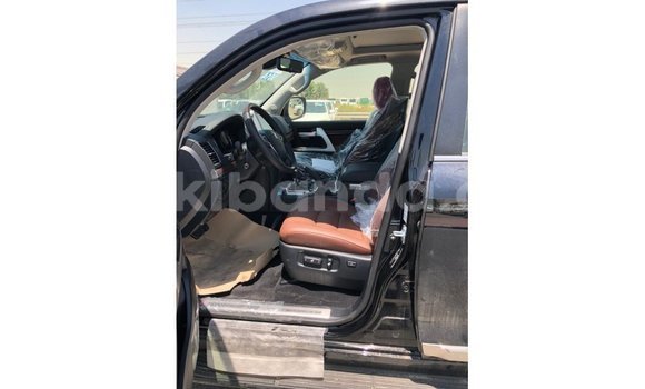 Buy Import Toyota Land Cruiser Black Car in Import - Dubai in Uganda Buy Import Toyota Land Cruiser Black Car in Import - Dubai in Uganda