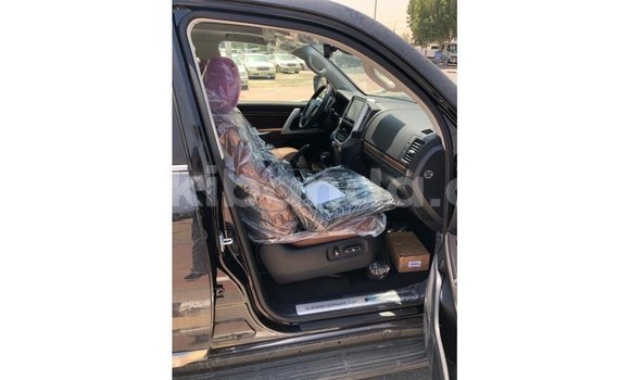 Buy Import Toyota Land Cruiser Black Car in Import - Dubai in Uganda Buy Import Toyota Land Cruiser Black Car in Import - Dubai in Uganda