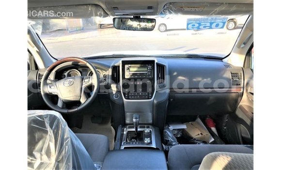 Acheter Import Voiture Toyota Land Cruiser Autre à Import - Dubai, Ouganda Acheter Import Voiture Toyota Land Cruiser Autre à Import - Dubai, Ouganda