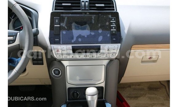 Acheter Import Voiture Toyota Prado Noir à Import - Dubai, Ouganda Acheter Import Voiture Toyota Prado Noir à Import - Dubai, Ouganda