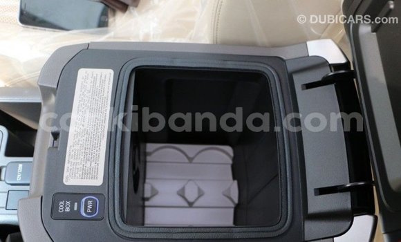 Acheter Import Voiture Toyota Prado Noir à Import - Dubai, Ouganda Acheter Import Voiture Toyota Prado Noir à Import - Dubai, Ouganda