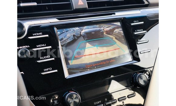 Acheter Import Voiture Toyota Camry Noir à Import - Dubai, Ouganda Acheter Import Voiture Toyota Camry Noir à Import - Dubai, Ouganda