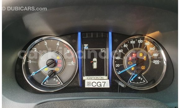 Acheter Import Voiture Toyota Fortuner Autre à Import - Dubai, Ouganda Acheter Import Voiture Toyota Fortuner Autre à Import - Dubai, Ouganda