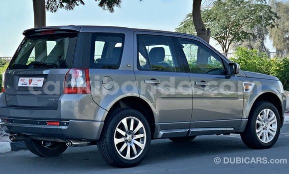 Acheter Import Voiture Land Rover Defender Autre à Import - Dubai, Ouganda Acheter Import Voiture Land Rover Defender Autre à Import - Dubai, Ouganda