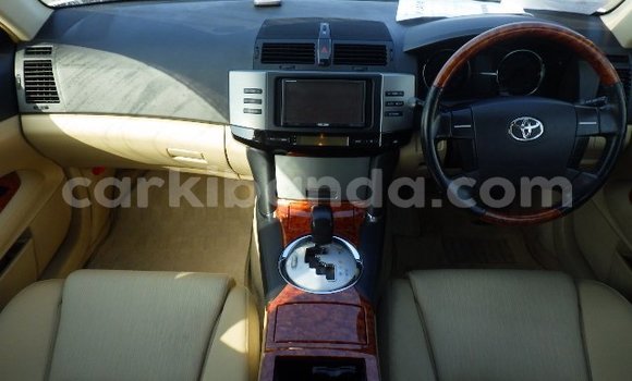 Acheter Occasion Voiture Toyota Mark X Blanc à Kampala, Ouganda Acheter Occasion Voiture Toyota Mark X Blanc à Kampala, Ouganda