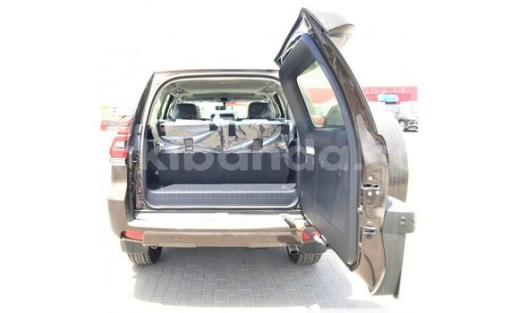 Acheter Import Voiture Toyota Prado Marron à Import - Dubai, Ouganda Acheter Import Voiture Toyota Prado Marron à Import - Dubai, Ouganda