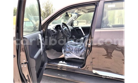 Acheter Import Voiture Toyota Prado Marron à Import - Dubai, Ouganda Acheter Import Voiture Toyota Prado Marron à Import - Dubai, Ouganda