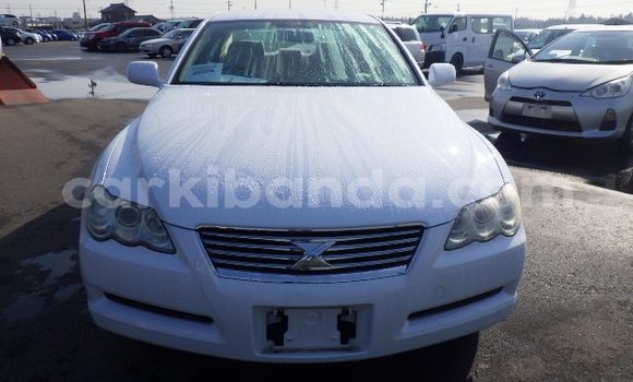Acheter Occasion Voiture Toyota Mark X Blanc à Kampala, Ouganda Acheter Occasion Voiture Toyota Mark X Blanc à Kampala, Ouganda