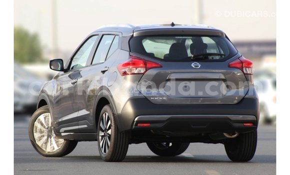 Acheter Import Utilitaire Nissan Evalia Autre à Import - Dubai, Ouganda Acheter Import Utilitaire Nissan Evalia Autre à Import - Dubai, Ouganda