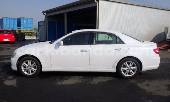 Acheter Occasion Voiture Toyota Mark X Blanc à Kampala, Ouganda Acheter Occasion Voiture Toyota Mark X Blanc à Kampala, Ouganda