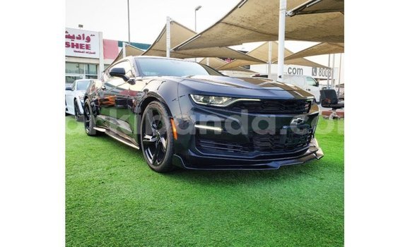Nunua Imported Chevrolet Camaro Nyeusi Gari ndani ya Import - Dubai nchini Uganda