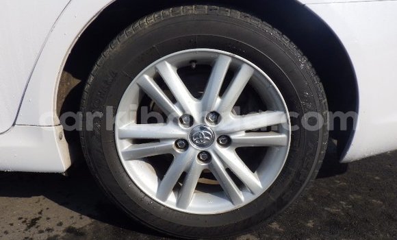 Acheter Occasion Voiture Toyota Mark X Blanc à Kampala, Ouganda Acheter Occasion Voiture Toyota Mark X Blanc à Kampala, Ouganda