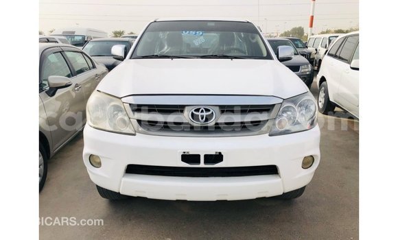 Buy Import Toyota Fortuner White Car in Import - Dubai in Uganda Buy Import Toyota Fortuner White Car in Import - Dubai in Uganda