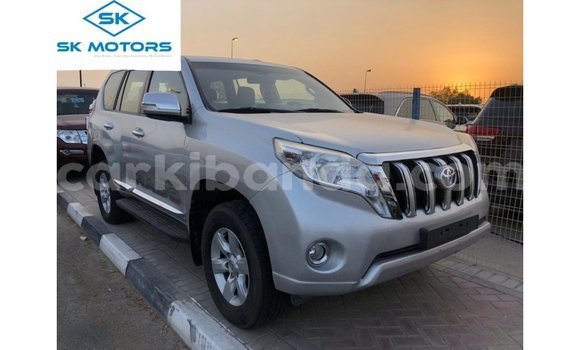 Nunua Imported Toyota Prado Nyingine Gari ndani ya Import - Dubai nchini Uganda Nunua Imported Toyota Prado Nyingine Gari ndani ya Import - Dubai nchini Uganda